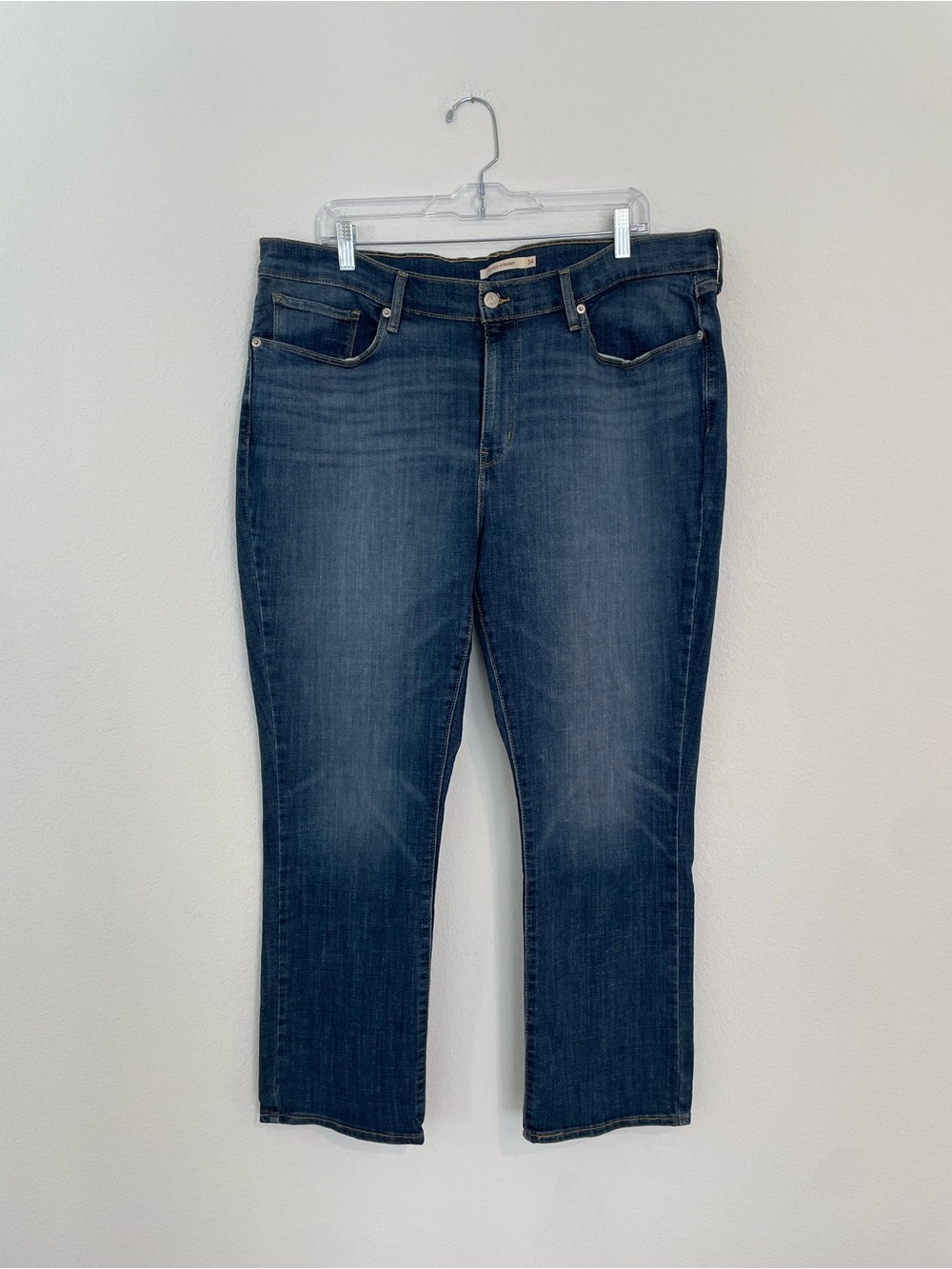 Levi’s Classic Straight Women's 34 Dark Blue Jeans